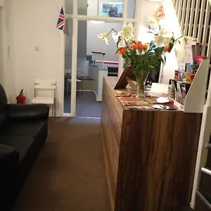 https://silk-house-hotel.cambridgehotelsuk.com