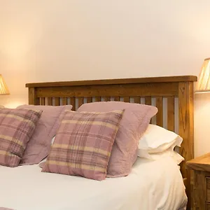 https://cedars-guest-house.hotelsaberdeenuk.com